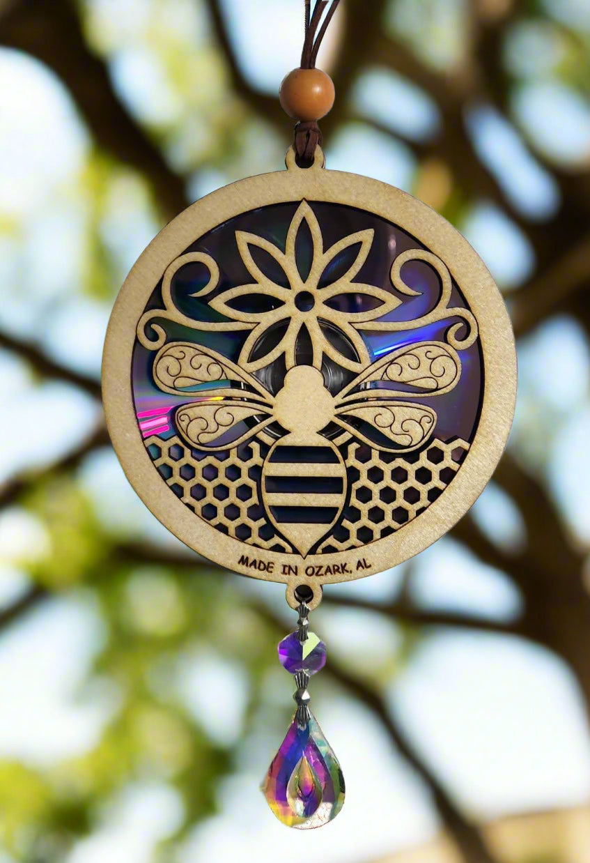 honeybee dreamcatcher made in ozark Alabama by eastern tiger art studio